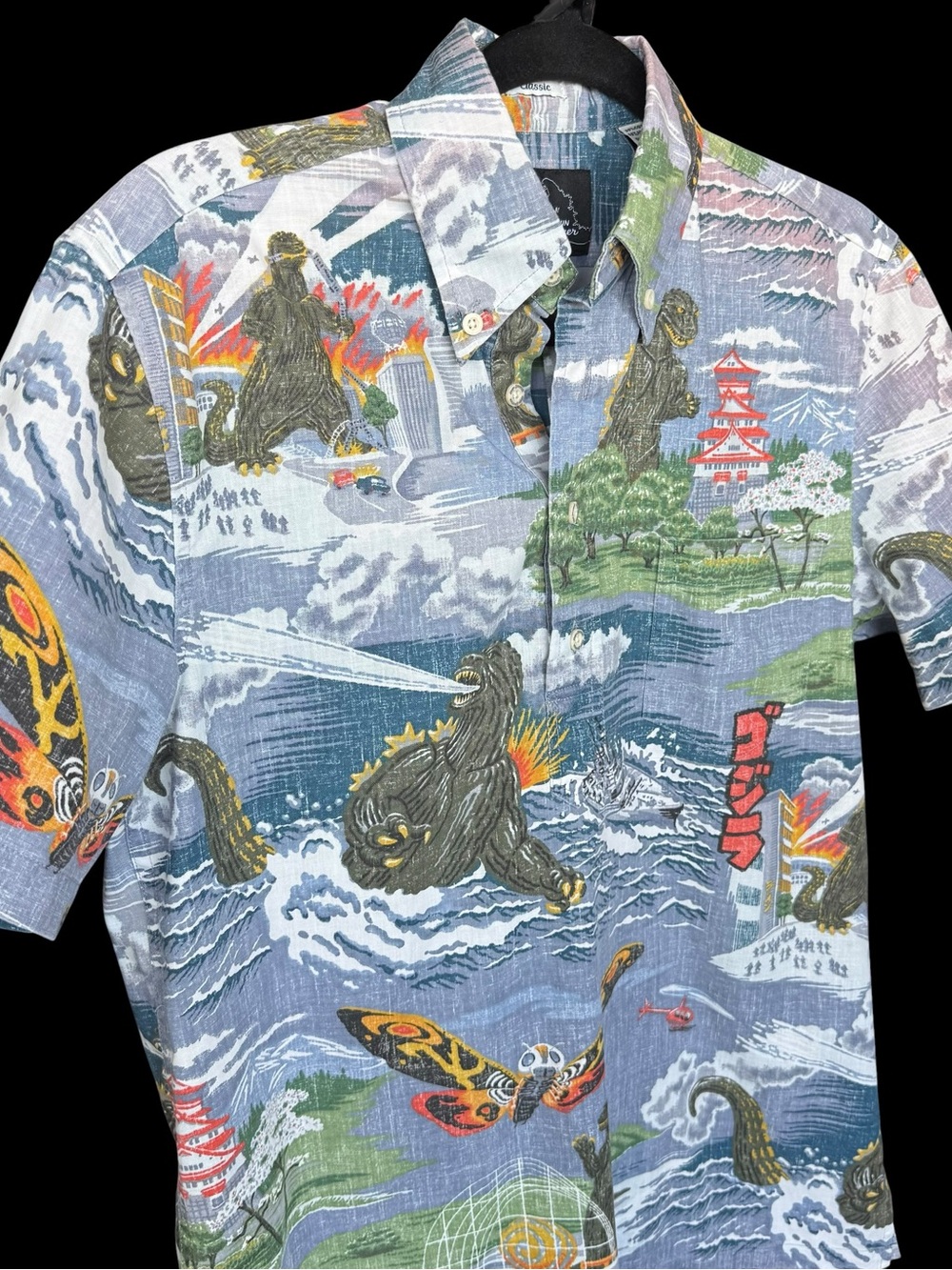 Reyn Spooner x Godzilla Aloha Shirt Classic Fit Size XXS Men's Pullover - Picture 2 of 6